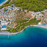 Feriested Adrina 4*