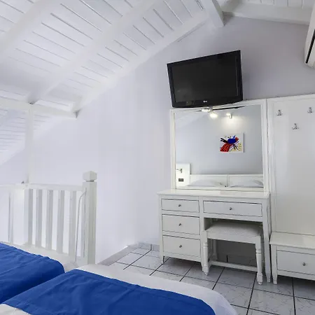 Курортный комплекс Adrina Panormos (Skopelos)