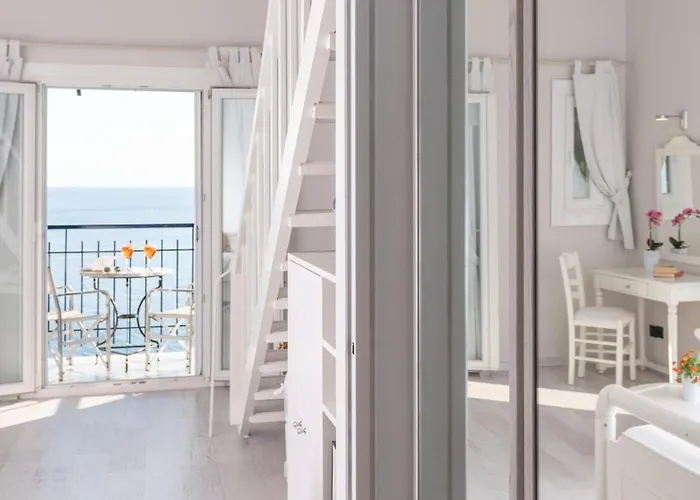 Adrina Resort Panormos (Skopelos)