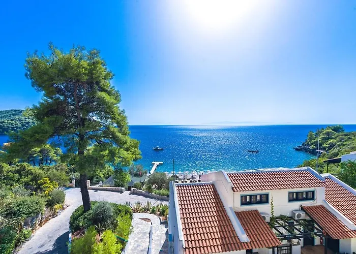 Adrina 4* Panormos (Skopelos)